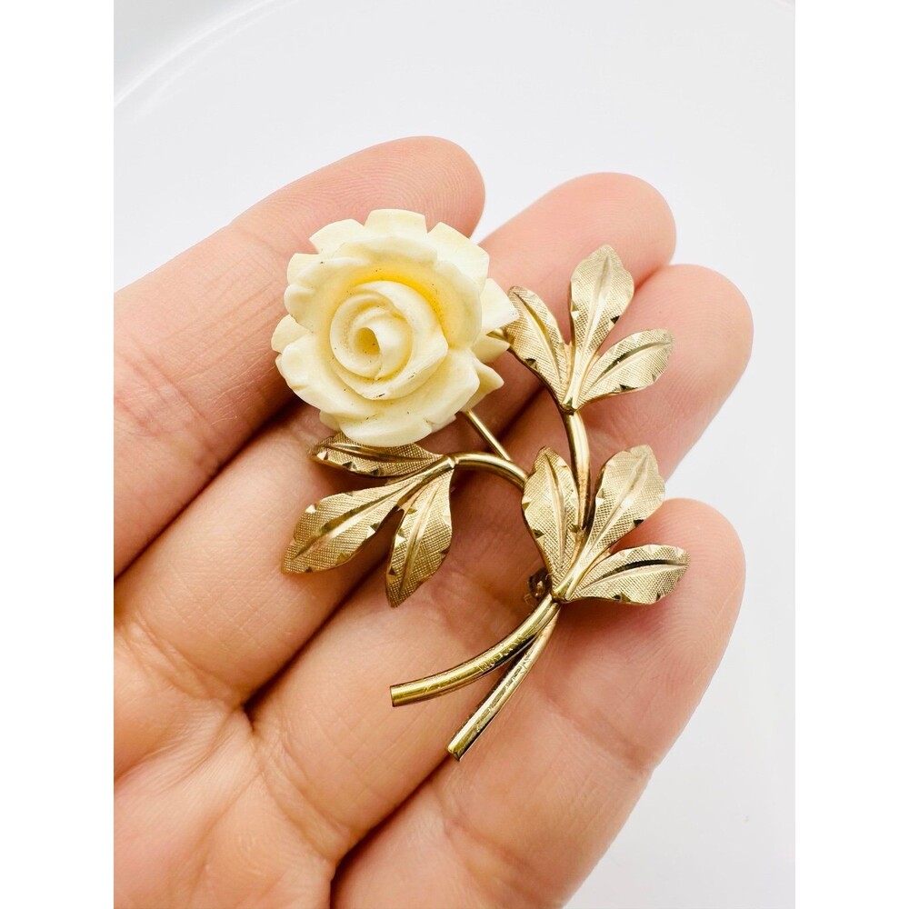 Vintage A&Z 12k gold filled floral Brooch
